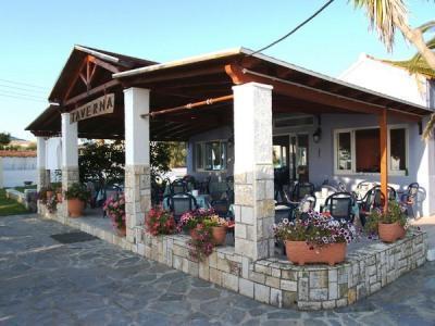 Margarita Beach Hotel Agia Marina  Екстер'єр фото