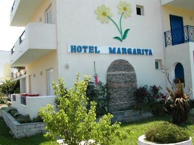 Margarita Beach Hotel Agia Marina  Екстер'єр фото
