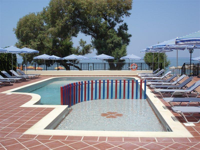 Margarita Beach Hotel Agia Marina  Екстер'єр фото